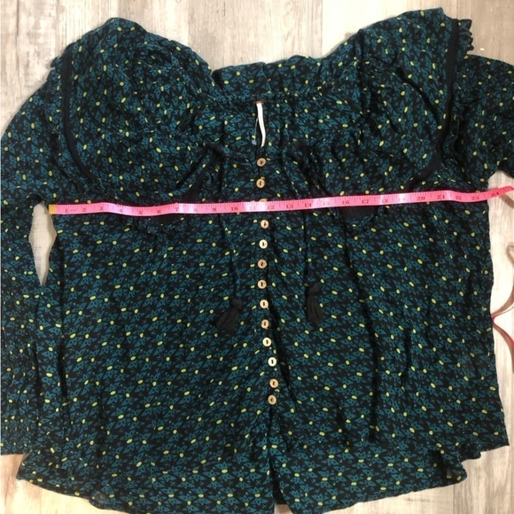 Free People Size Small Sunshine peasant top - Picture 9 of 15